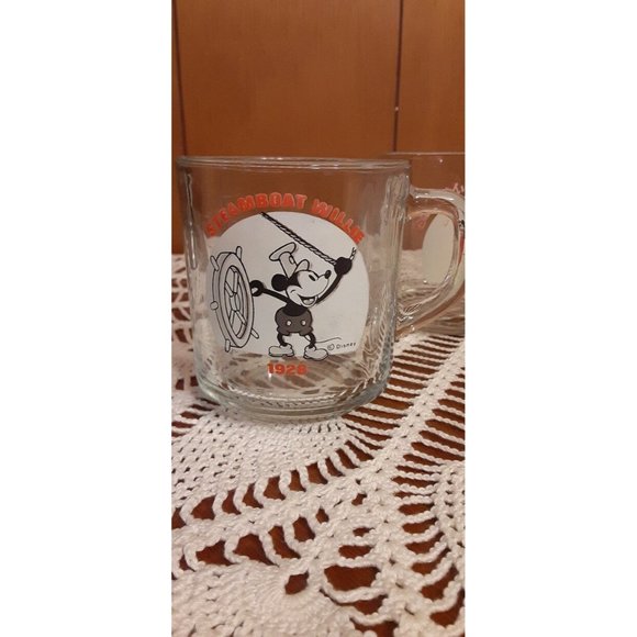 Disney: Used Mickey Mouse Steamboat Willie 1928 Clear 8 Oz  Drinking Glass Mug - Picture 2 of 4